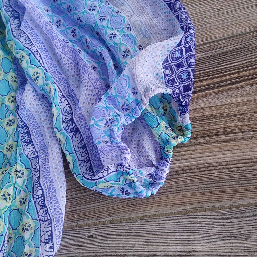 Boho Lightweight Flowy Colorful Patterned Keyhole… - image 4